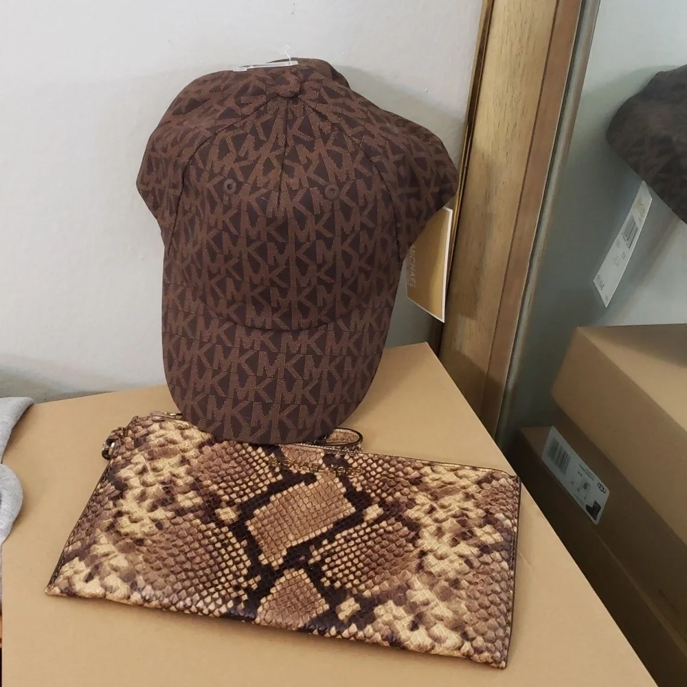 Michael Kors Animal Printed Wristlet